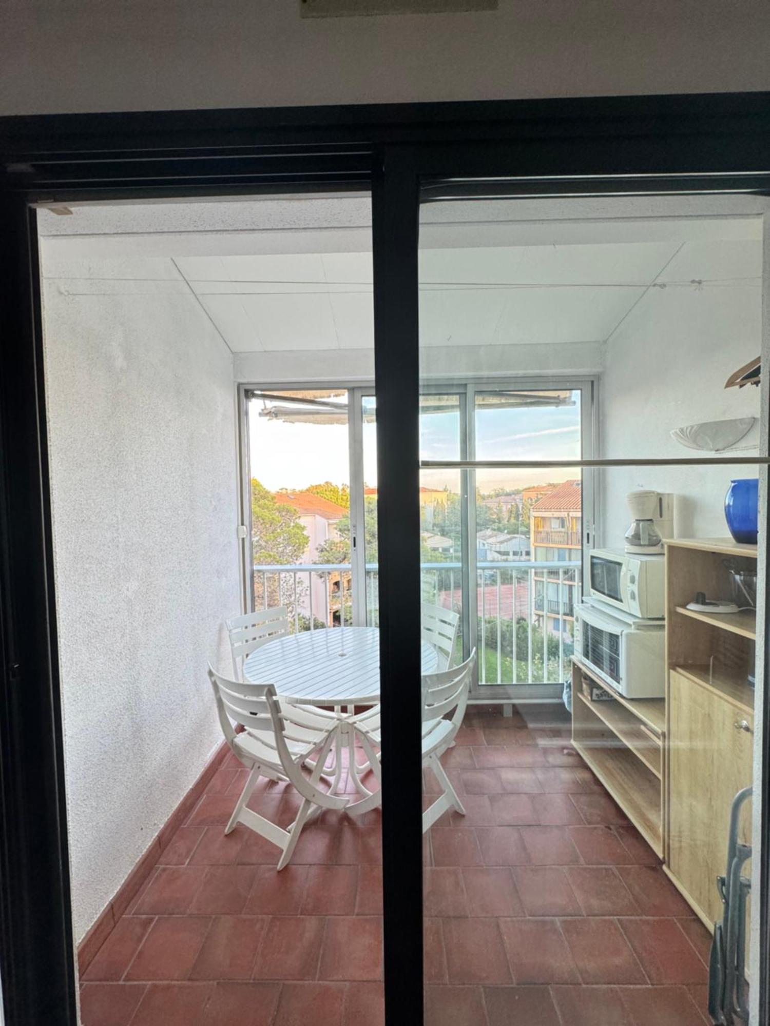 Studio Dans Residence, Piscine Lagon, Tennis Et Aire De Jeux Frejus Bagian luar foto